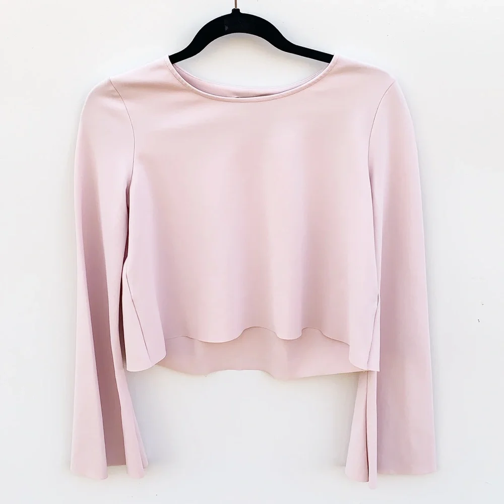 Carbon38 Flare Bell Sleeve Top Long Sleeve Cropped - Picture 2 of 6